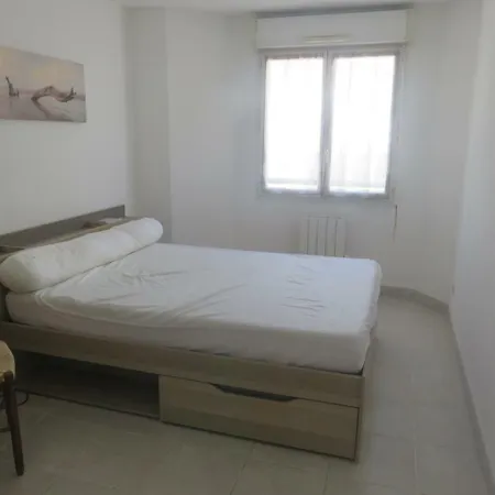 Veronica Apartment
